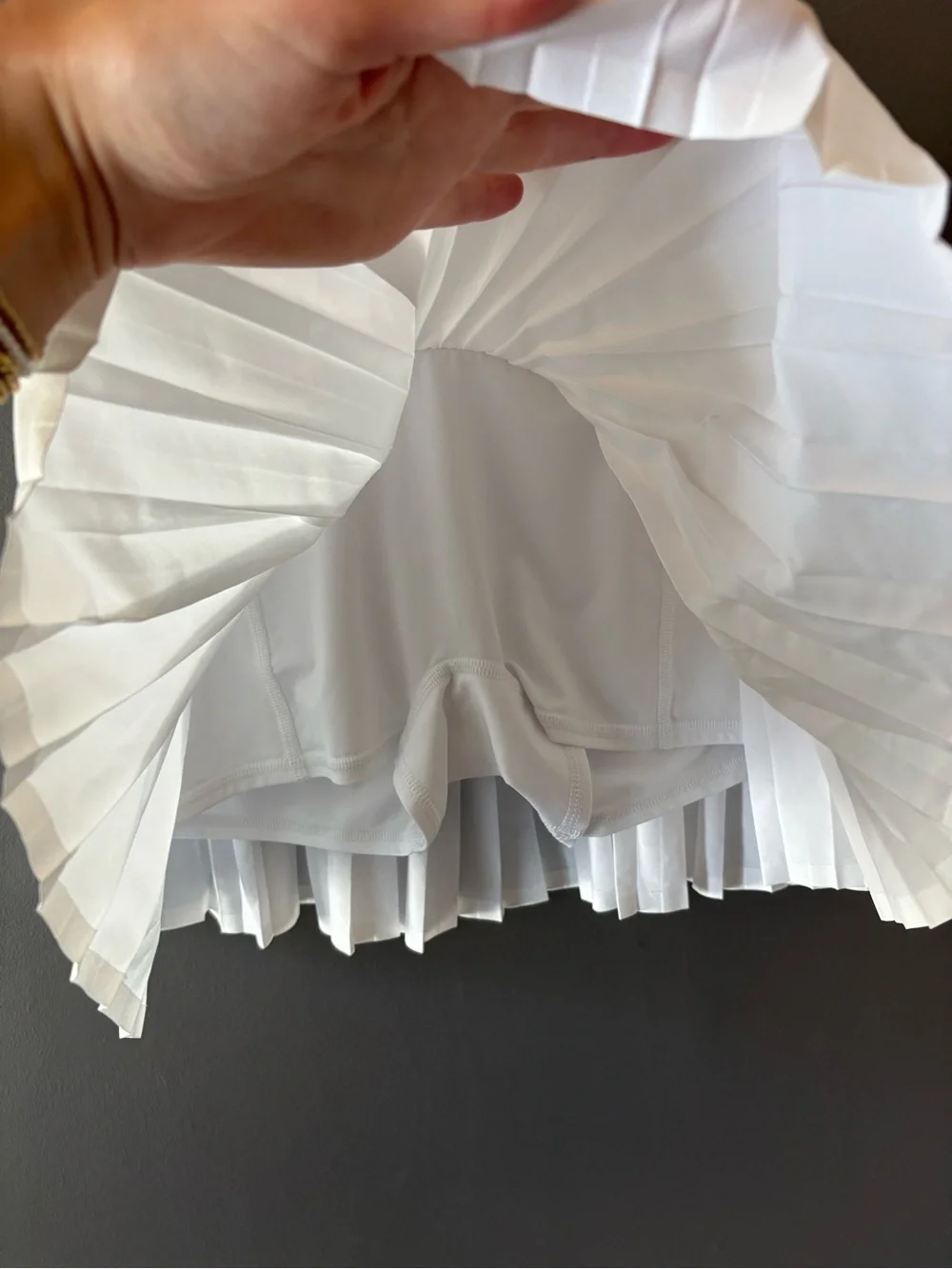 Alo Grand Slam Tennis Skirt in White - Small